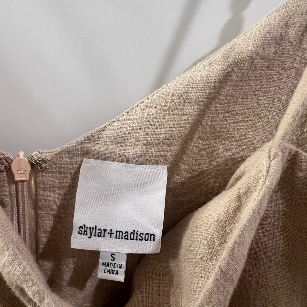 Beige jumpsuit - Picture 3 of 7